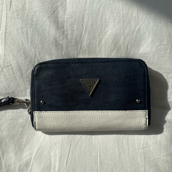 Wallet - Picture 1 of 3